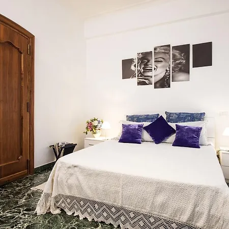 Vatican House Apartment Rome Room photo