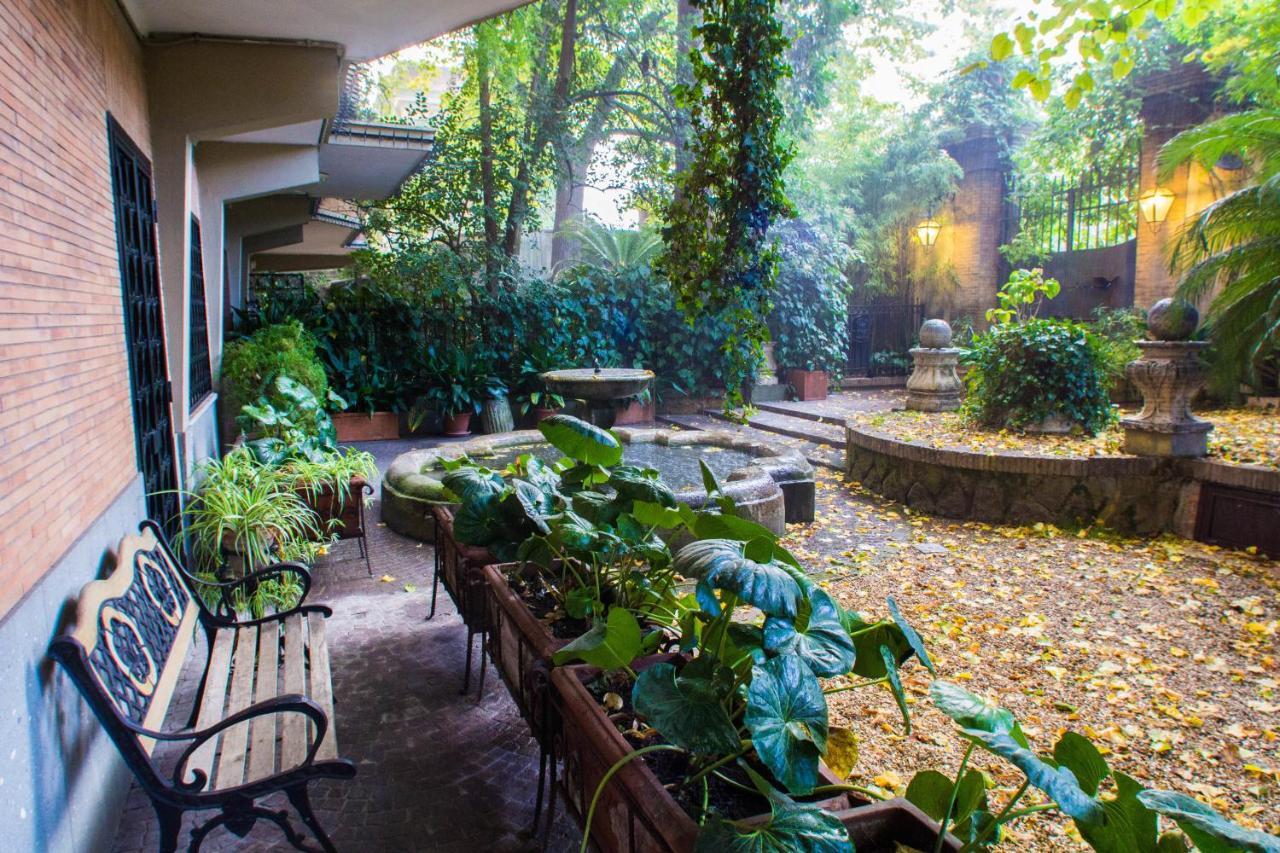 Vatican House Apartment *